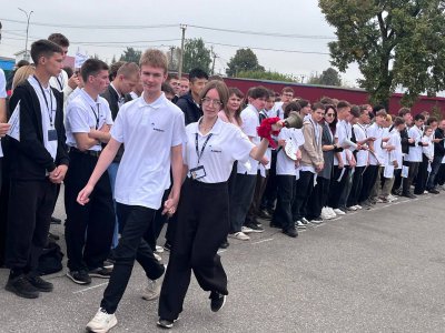 С началом нового учебного года…