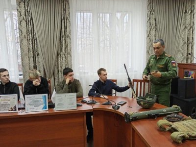 Служить России суждено тебе и мне!